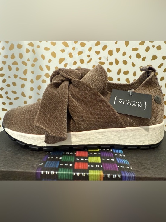 Bernie Mev 5/5.5 Girls Slip-On Sneakers NWT - Picture 5 of 7